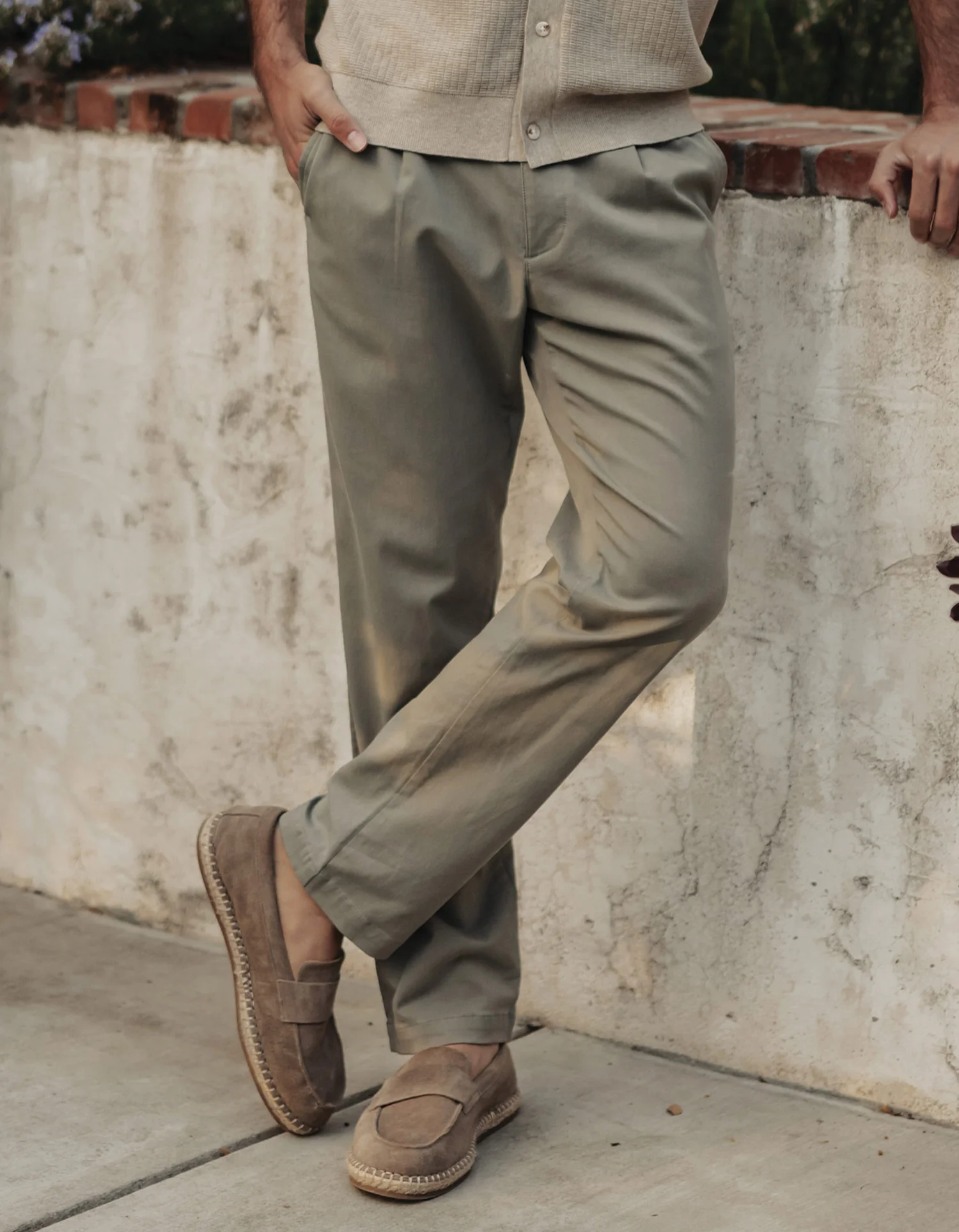 Comfortech Twill Pant in Moss - Image 3