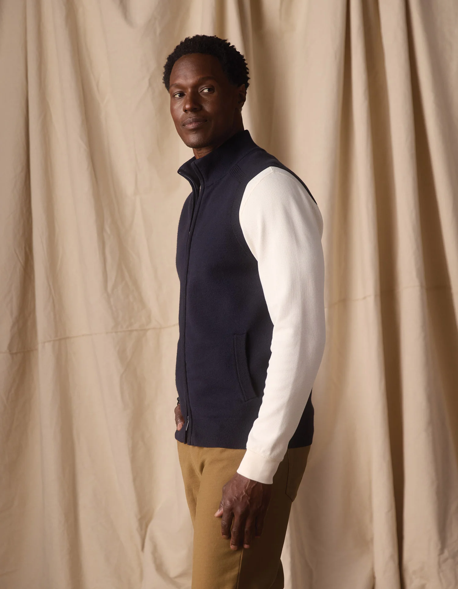 Cooper's Landing Vest in Navy - Image 4