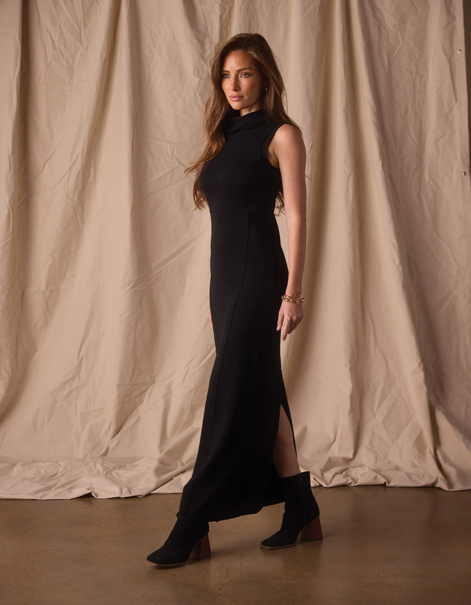 Eloise Column Dress in Black - Image 4