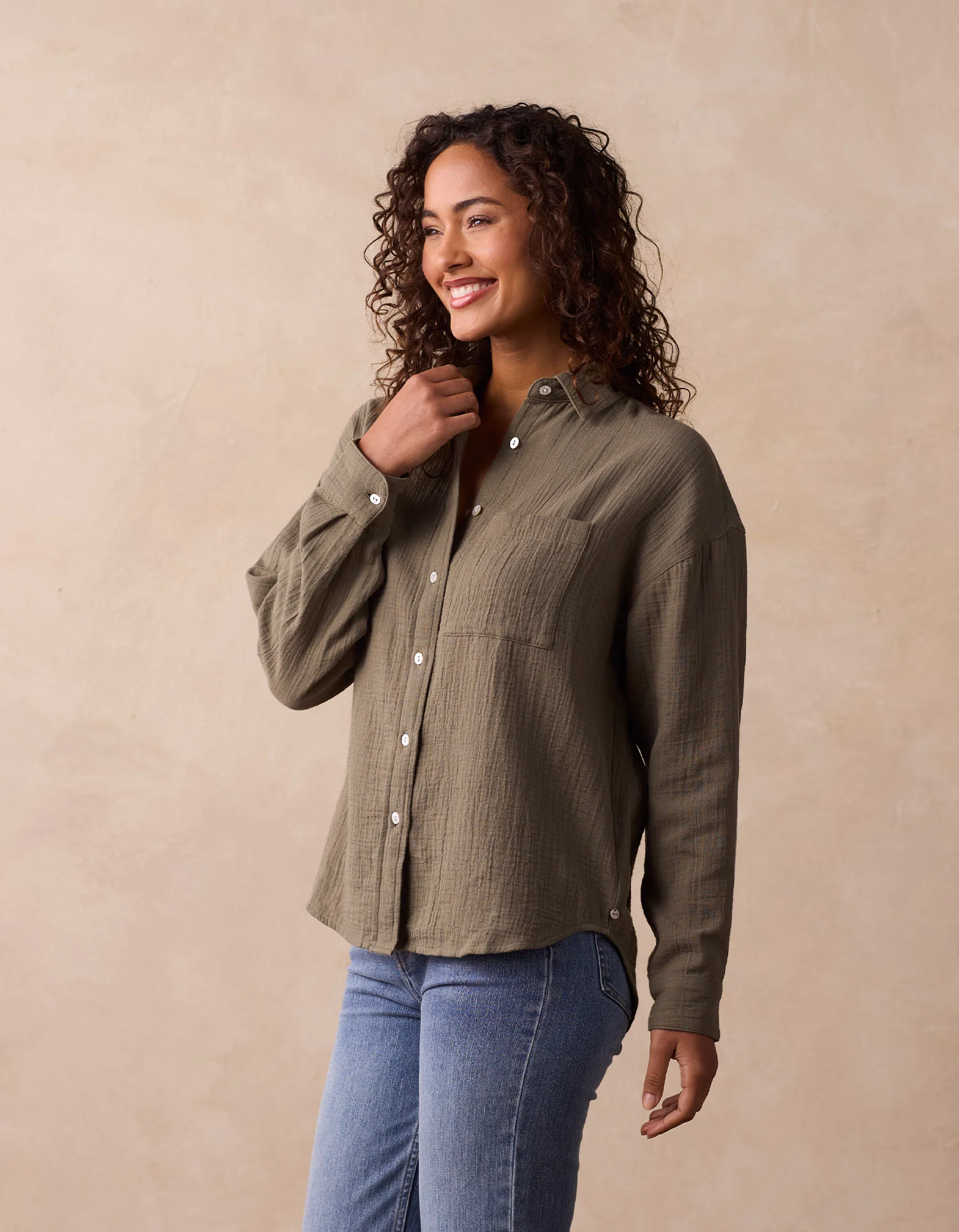 Kalo Overshirt in Deep Sage - Image 5