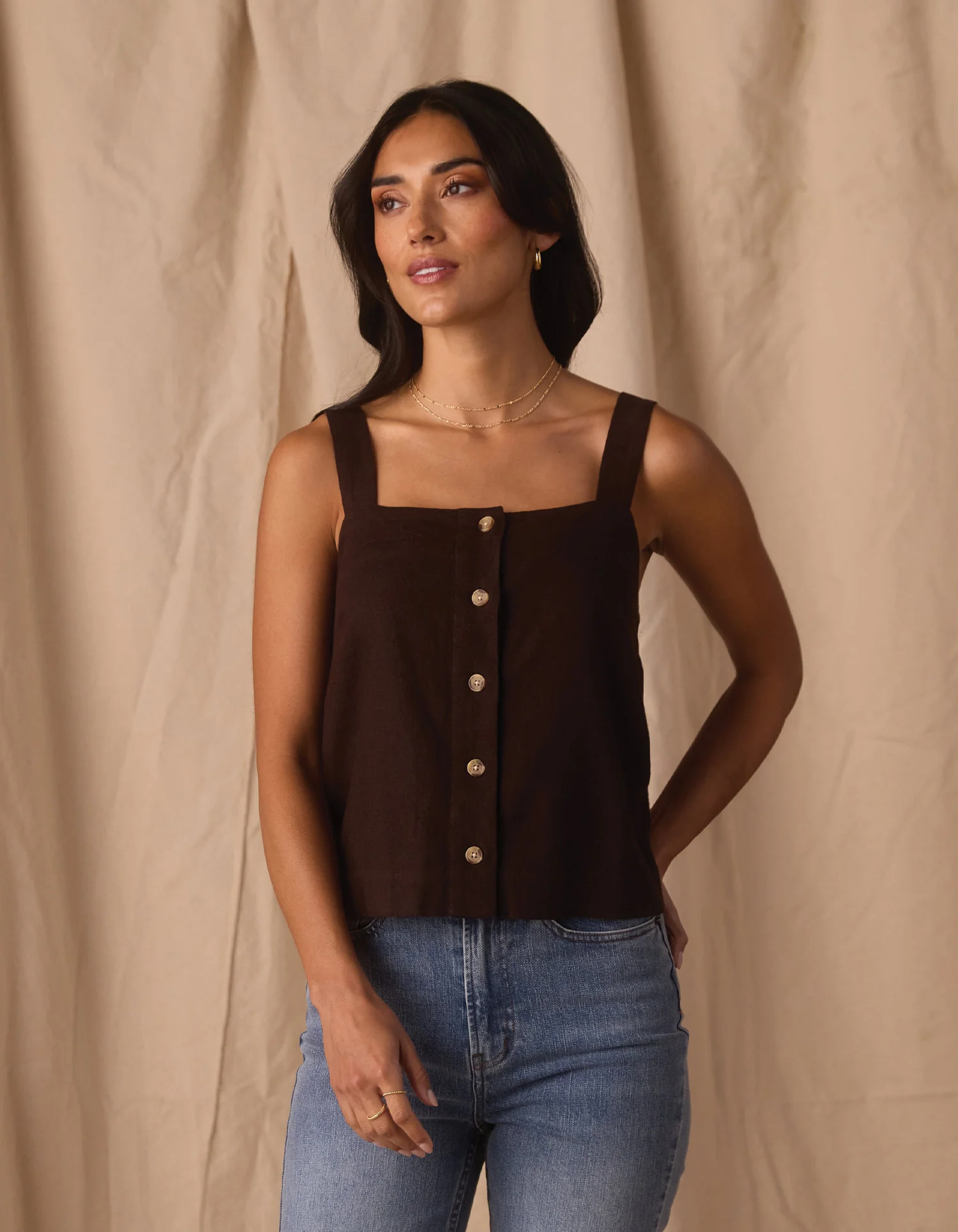 Leukos Linen-Blend Tank in Umber - Image 6