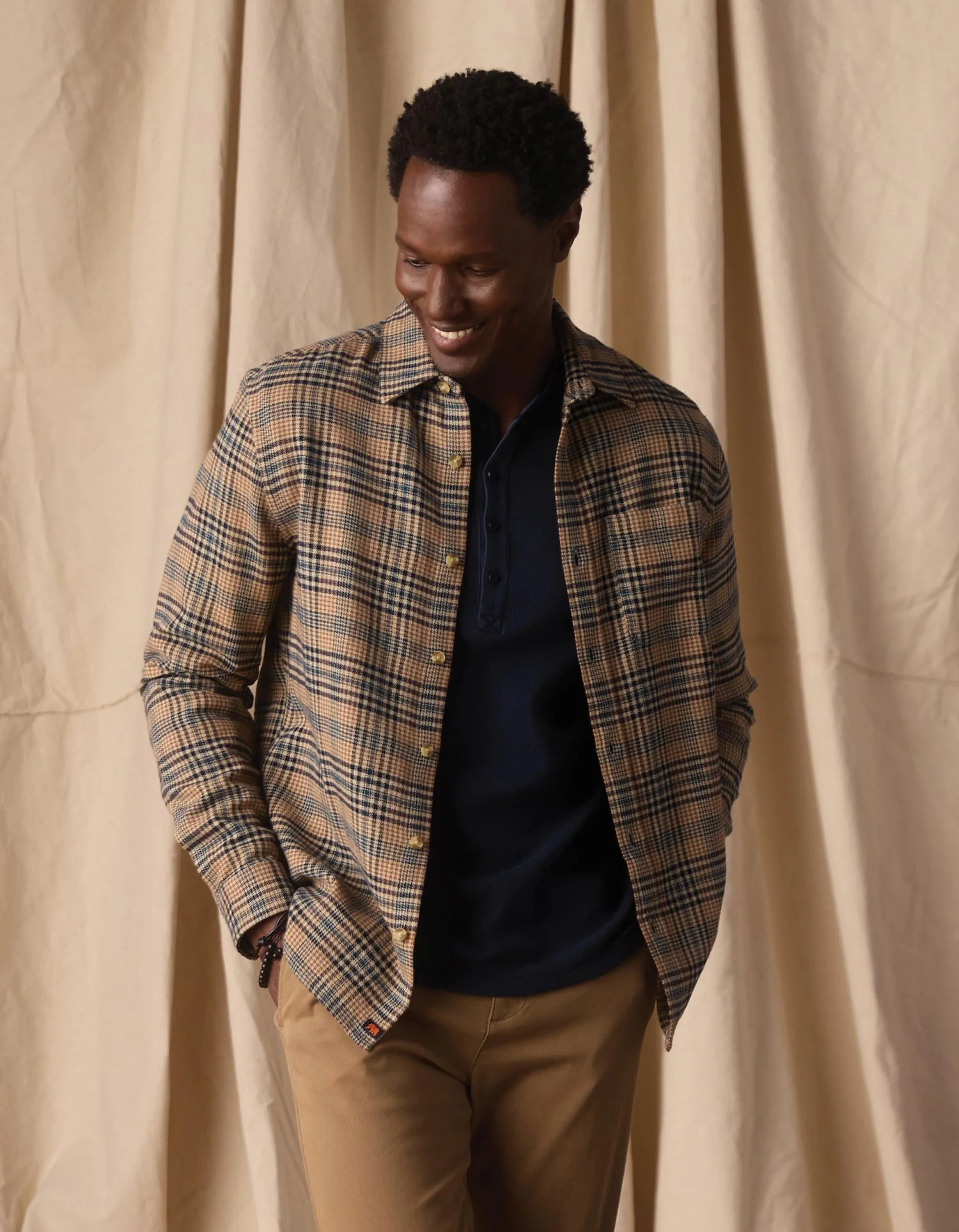 Louis Heavyweight Flannel Overshirt in Fawn Plaid - Image 5