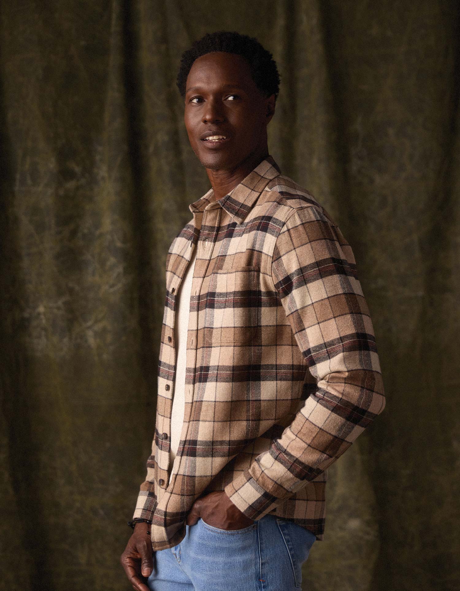 Louis Heavyweight Flannel Overshirt in Mink Plaid - Image 2