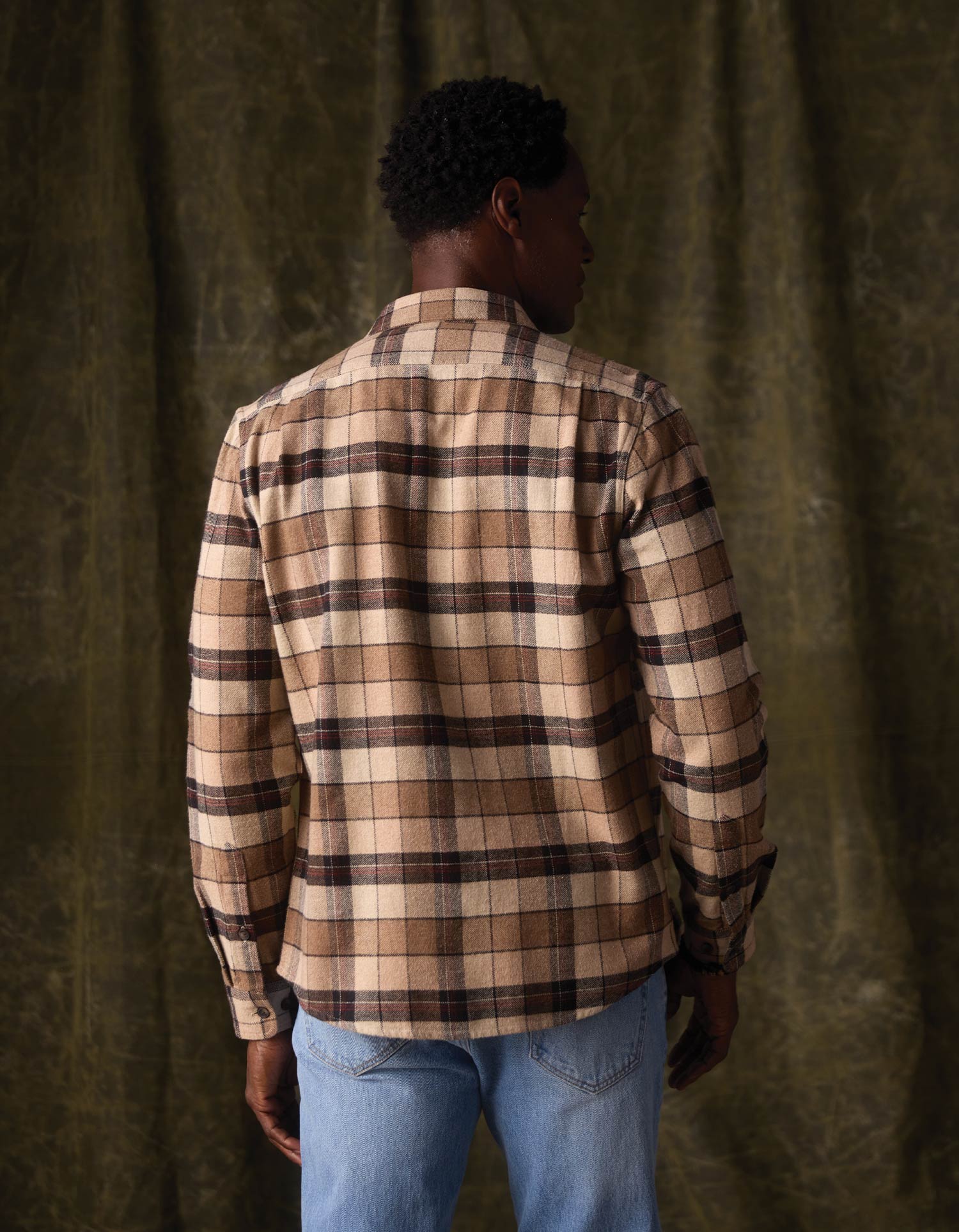 Louis Heavyweight Flannel Overshirt in Mink Plaid - Image 5