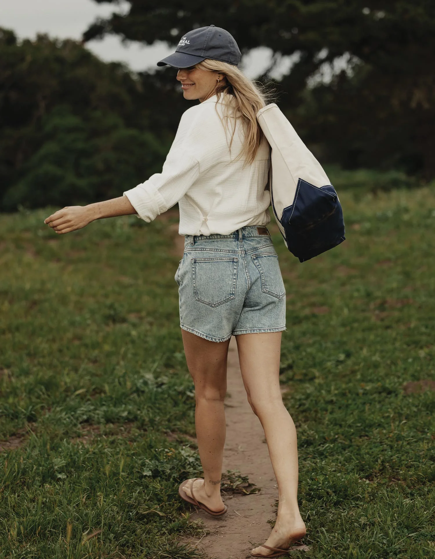 Mid-Rise Denim Short in Medium Greyson Wash - Image 3