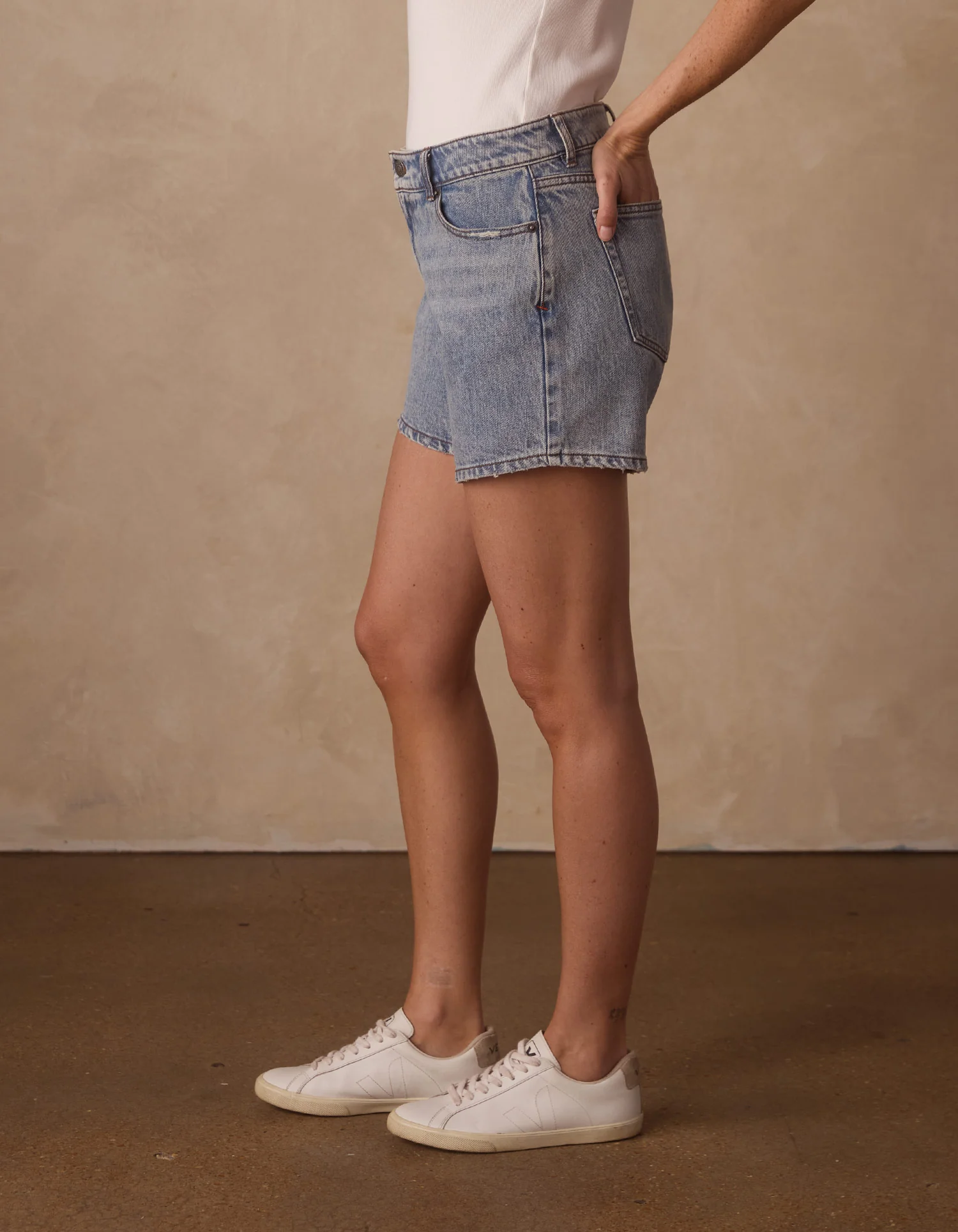 Mid-Rise Denim Short in Medium Greyson Wash - Image 6