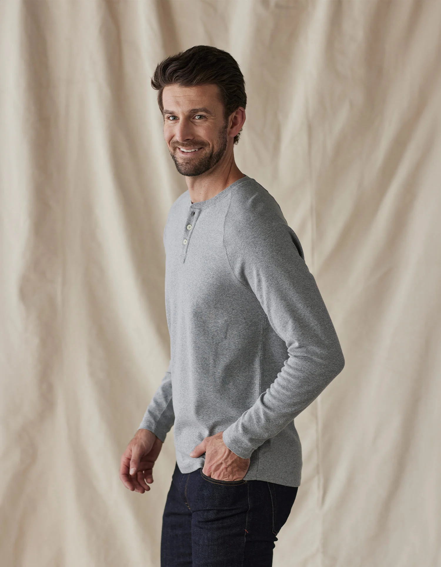 Puremeso Everyday Henley in Grey - Image 4