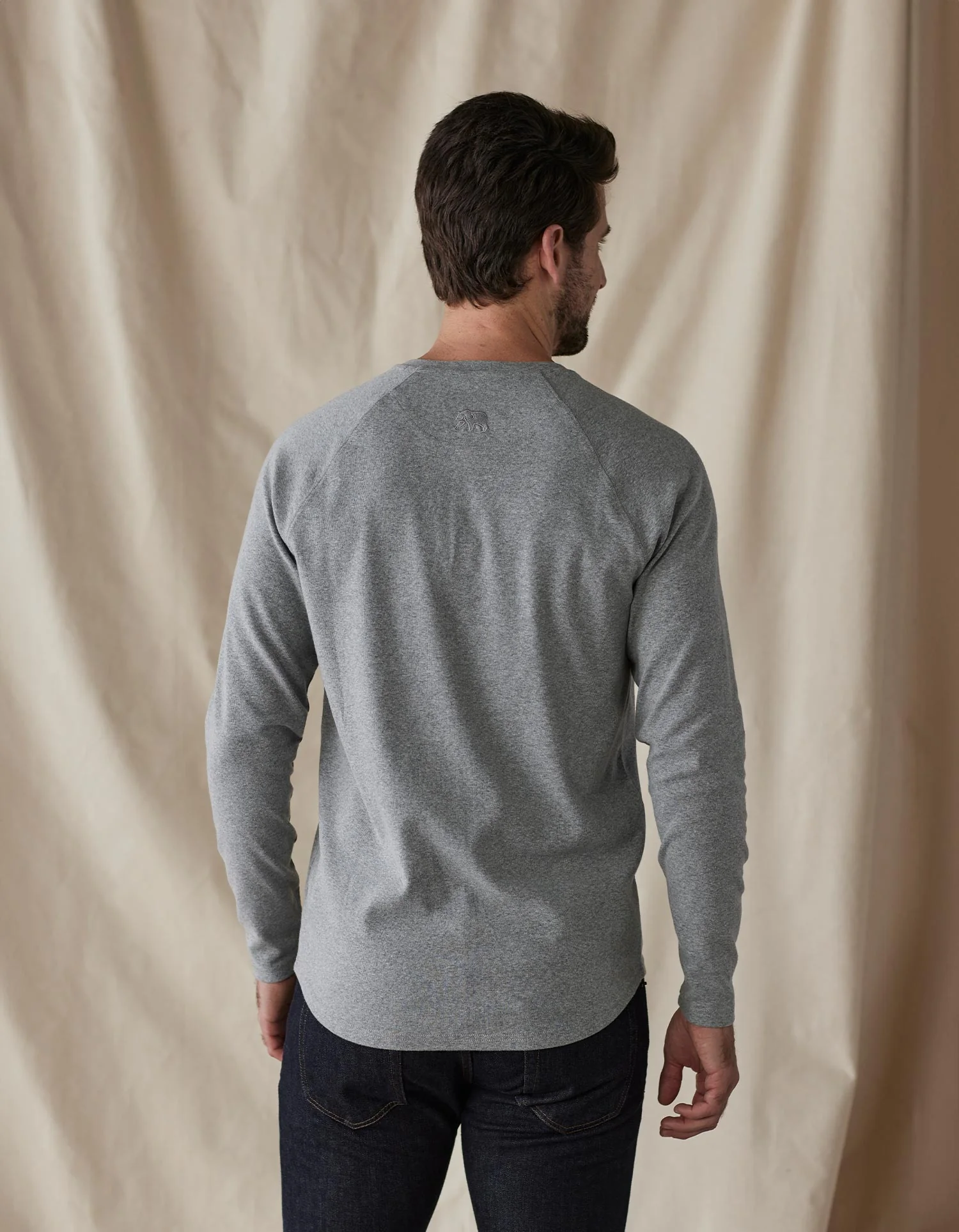 Puremeso Everyday Henley in Grey - Image 5