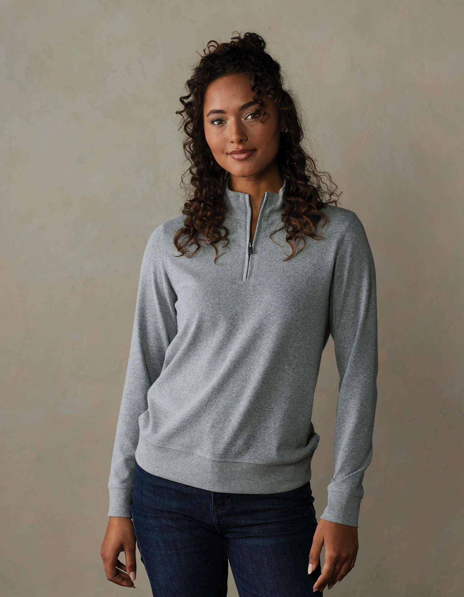 Puremeso Weekend Companion Quarter Zip in Athletic Grey - Image 2