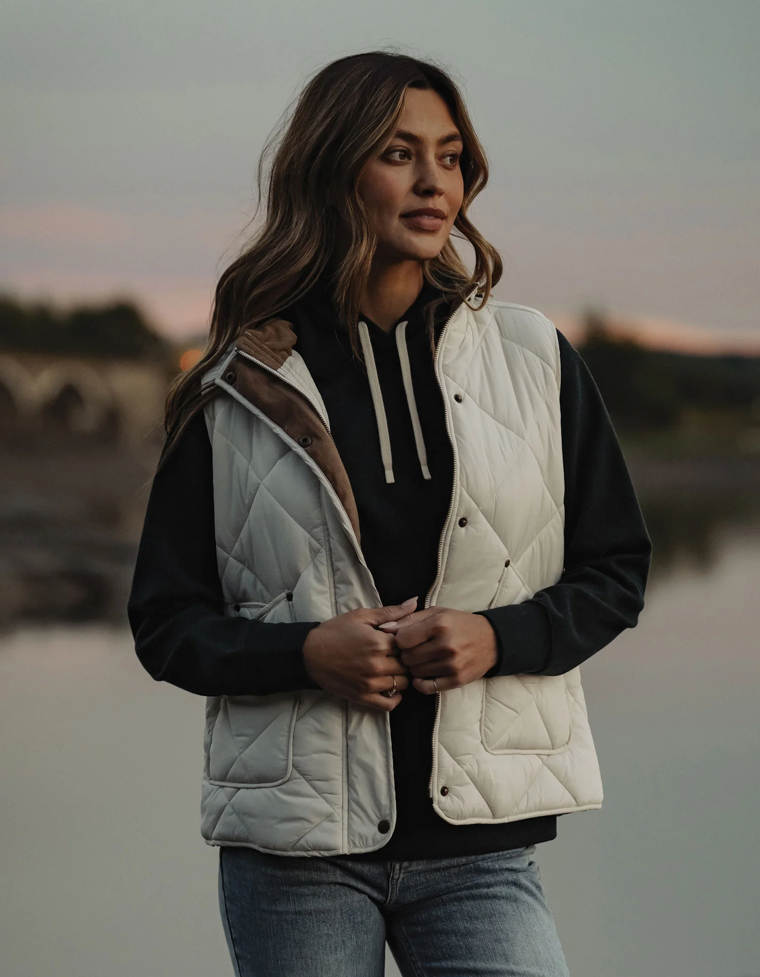 Quilted Liner Vest in Ecru/Dark Taupe - Image 2