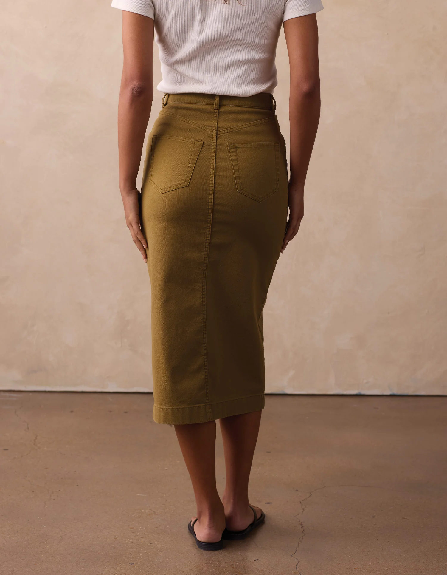 Scout Canvas Shipyard Skirt in Tobacco - Image 4
