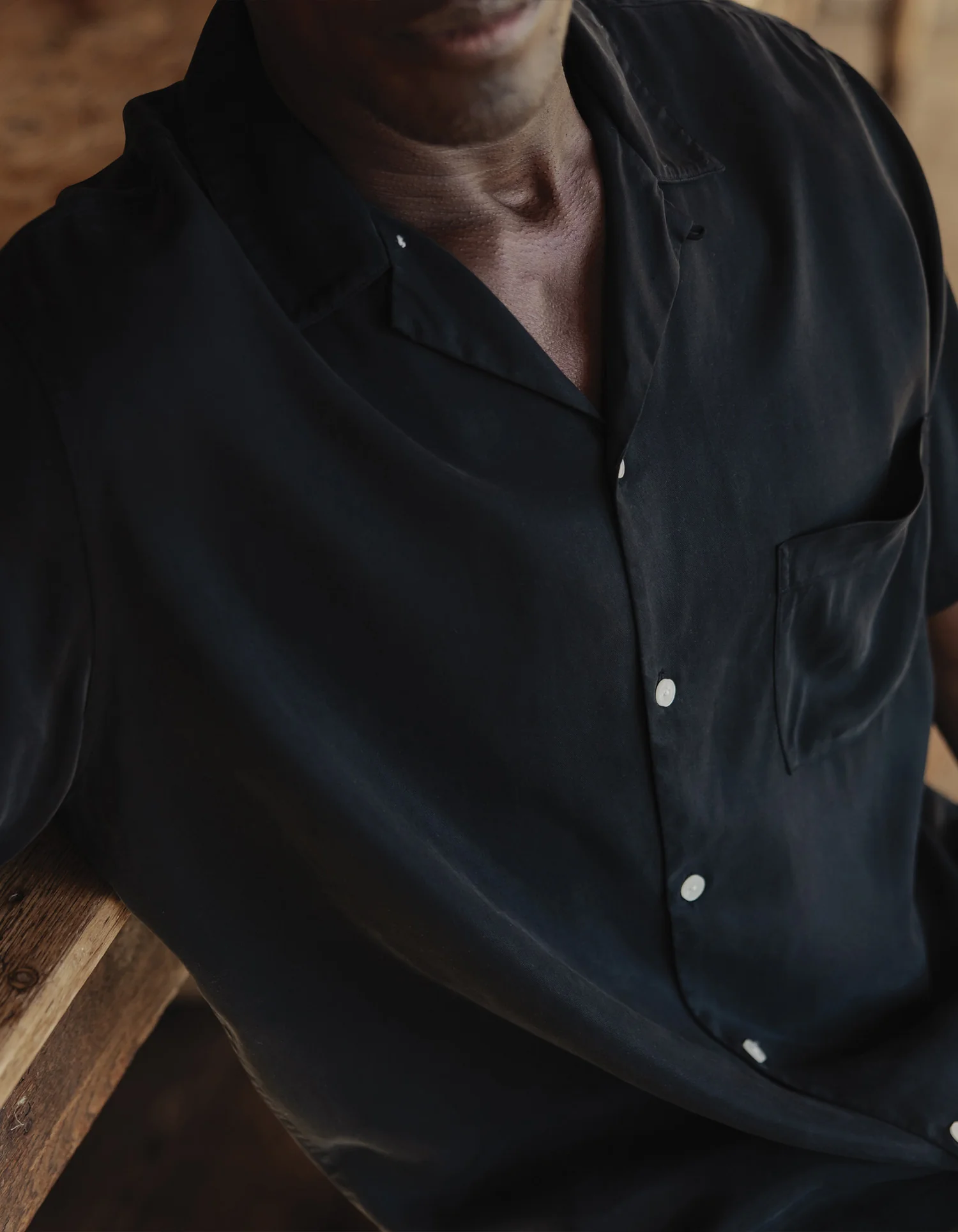 Sueded Costa Resort Shirt in Black - Image 2