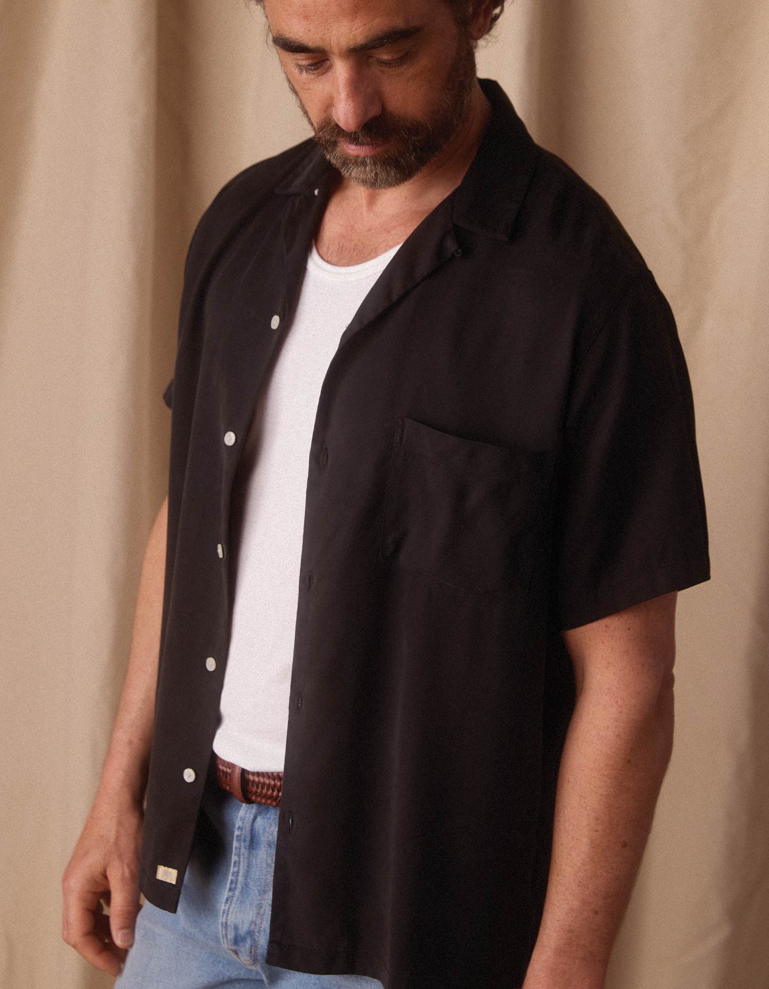 Sueded Costa Resort Shirt in Black - Image 5