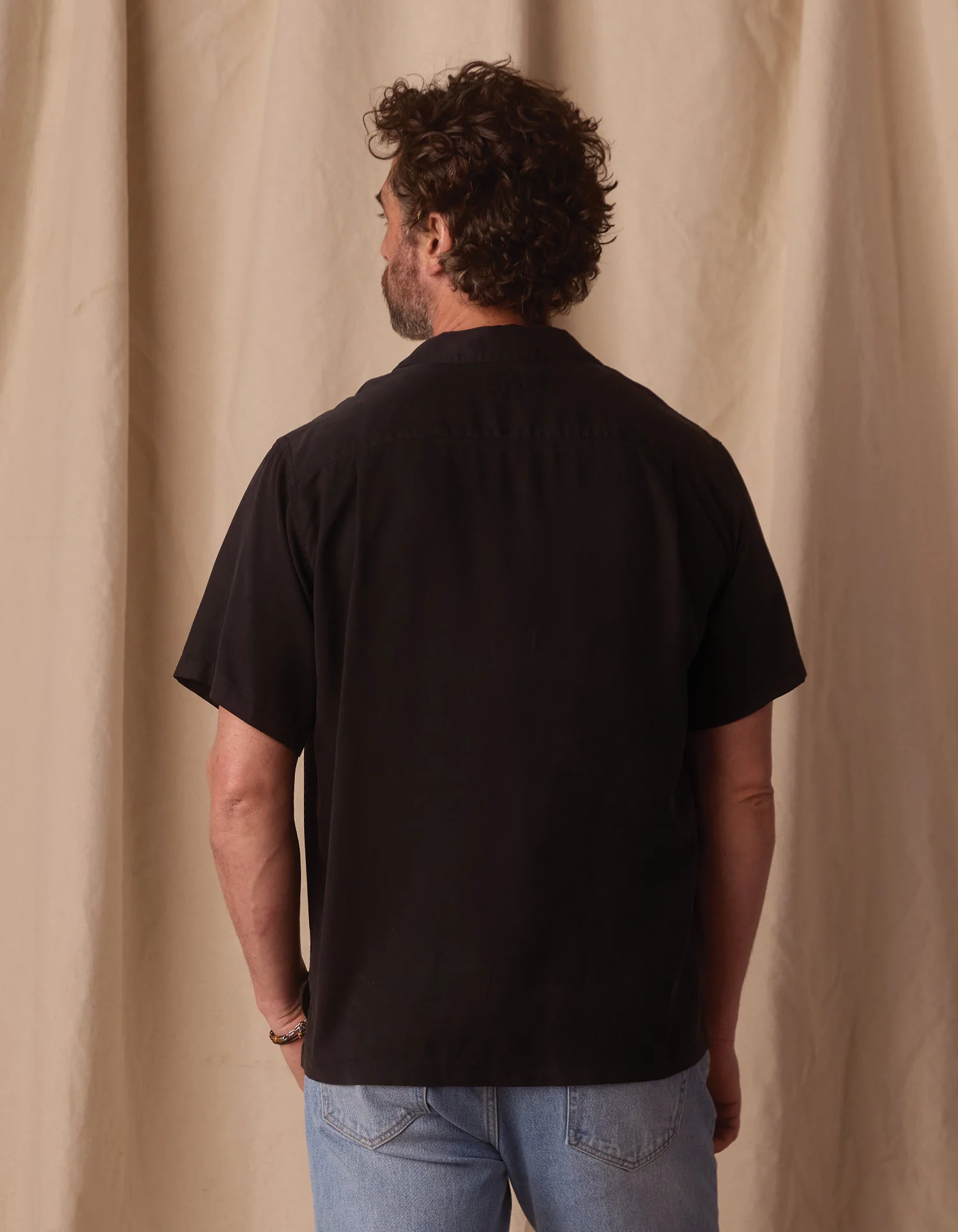 Sueded Costa Resort Shirt in Black - Image 8