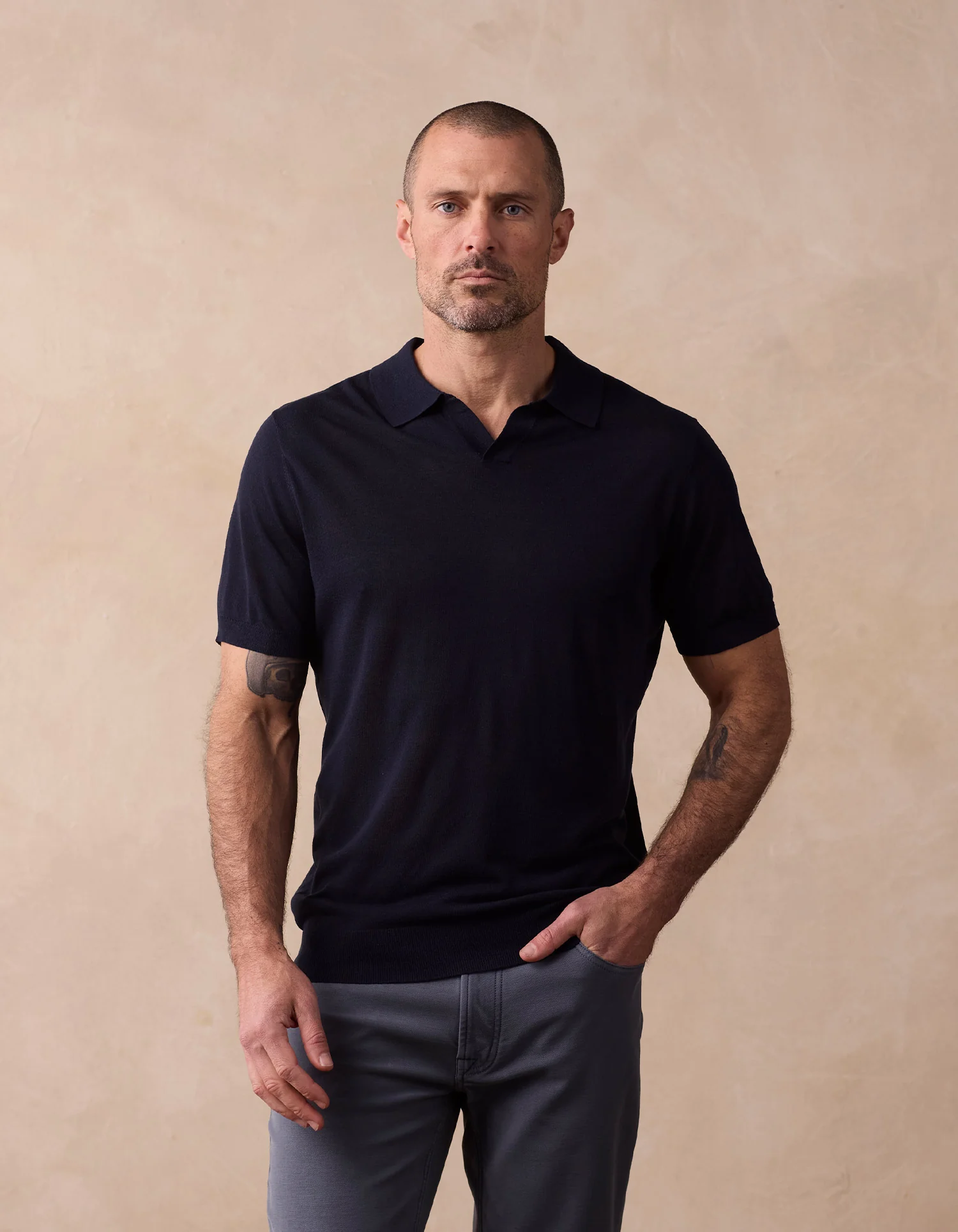 Summer Linen-Blend Polo in Navy - Image 3
