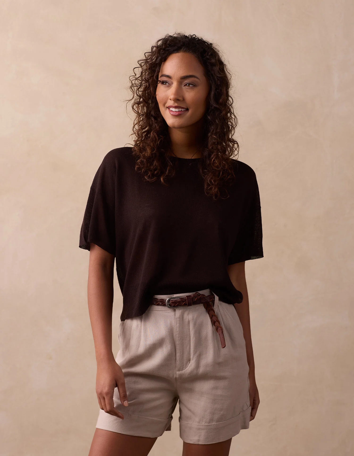 Summer Linen-Blend Tee in Umber