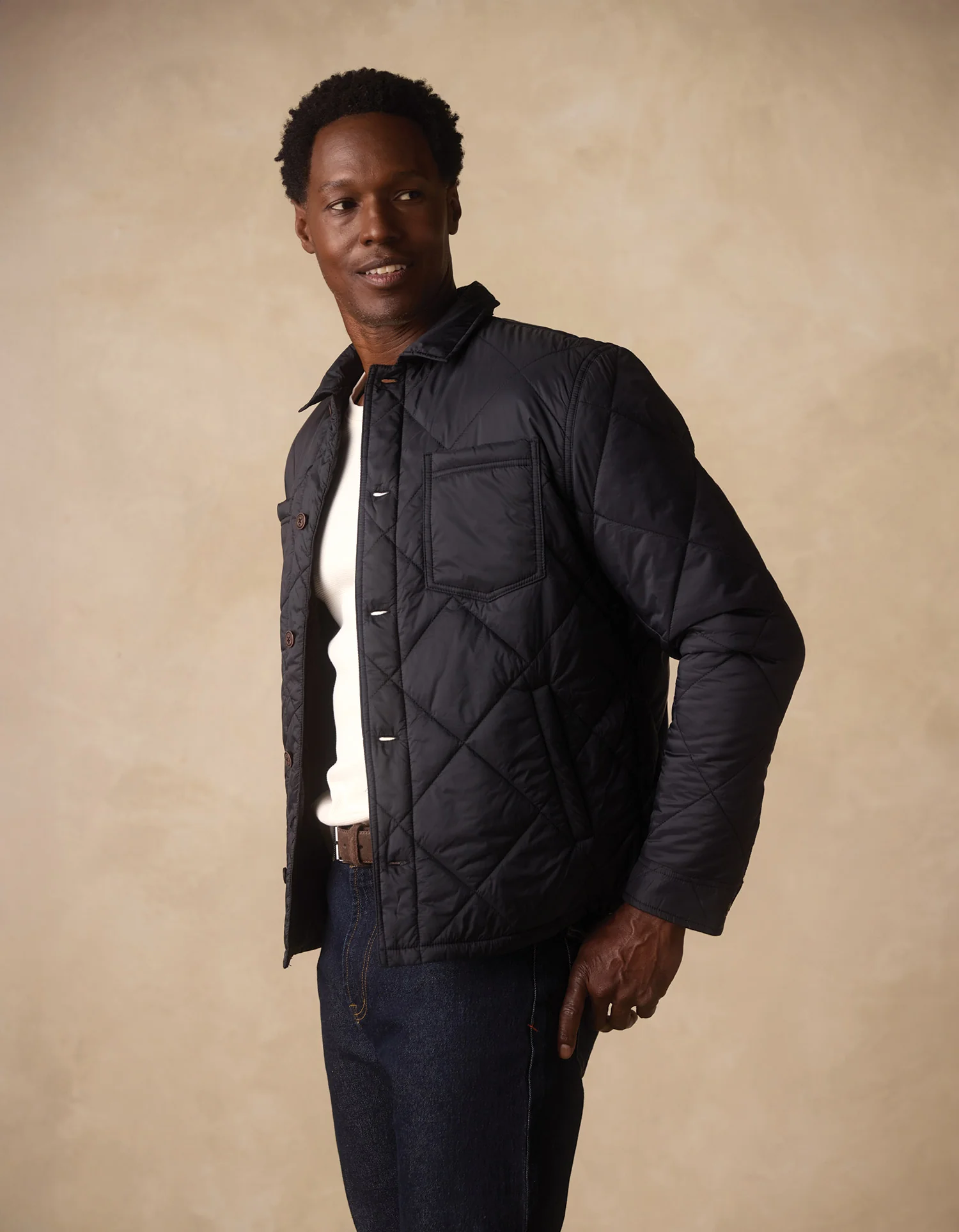 The Only Jacket in Black - Image 4