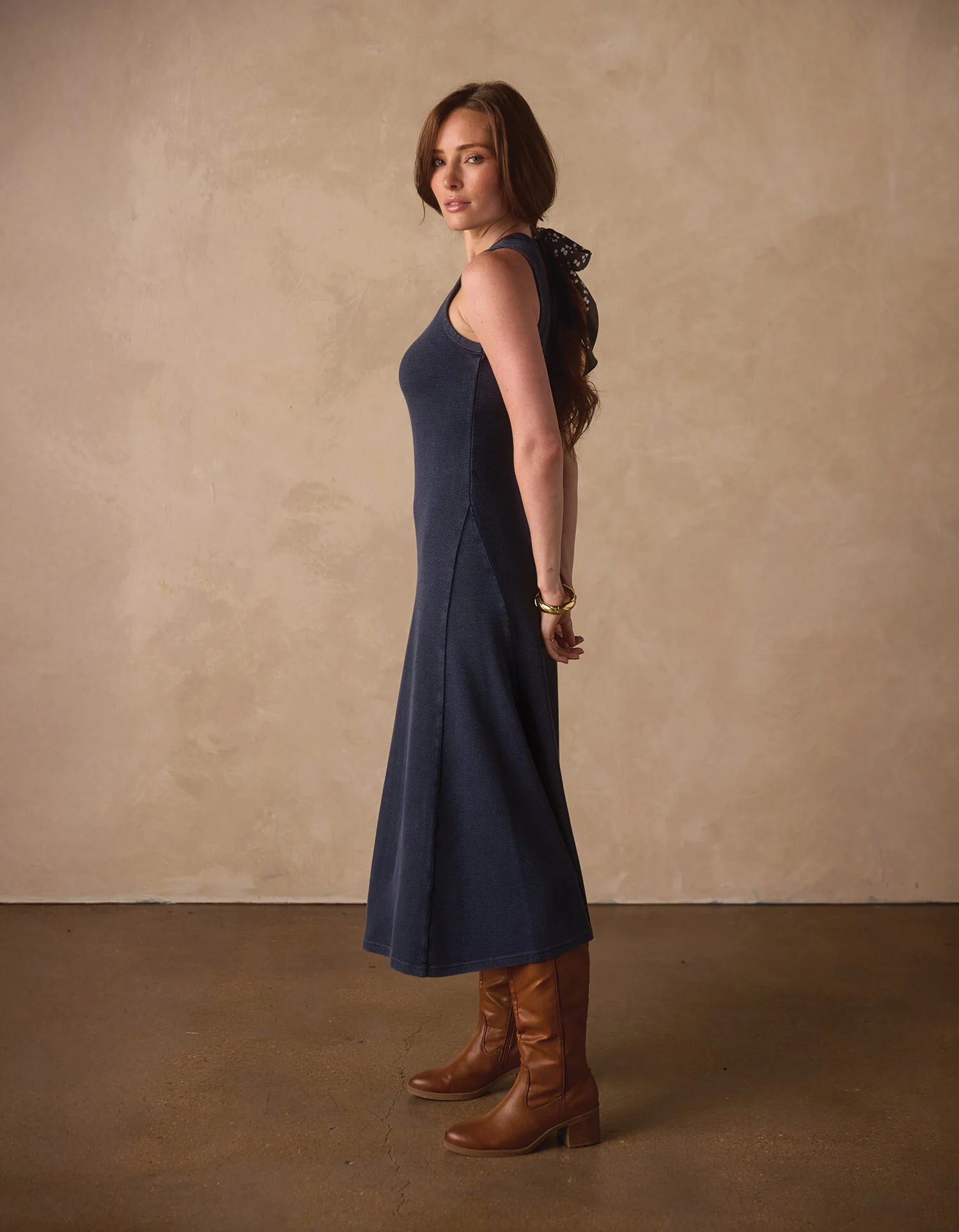 Vintage Thermal Midi Dress in Dark Indigo - Image 4