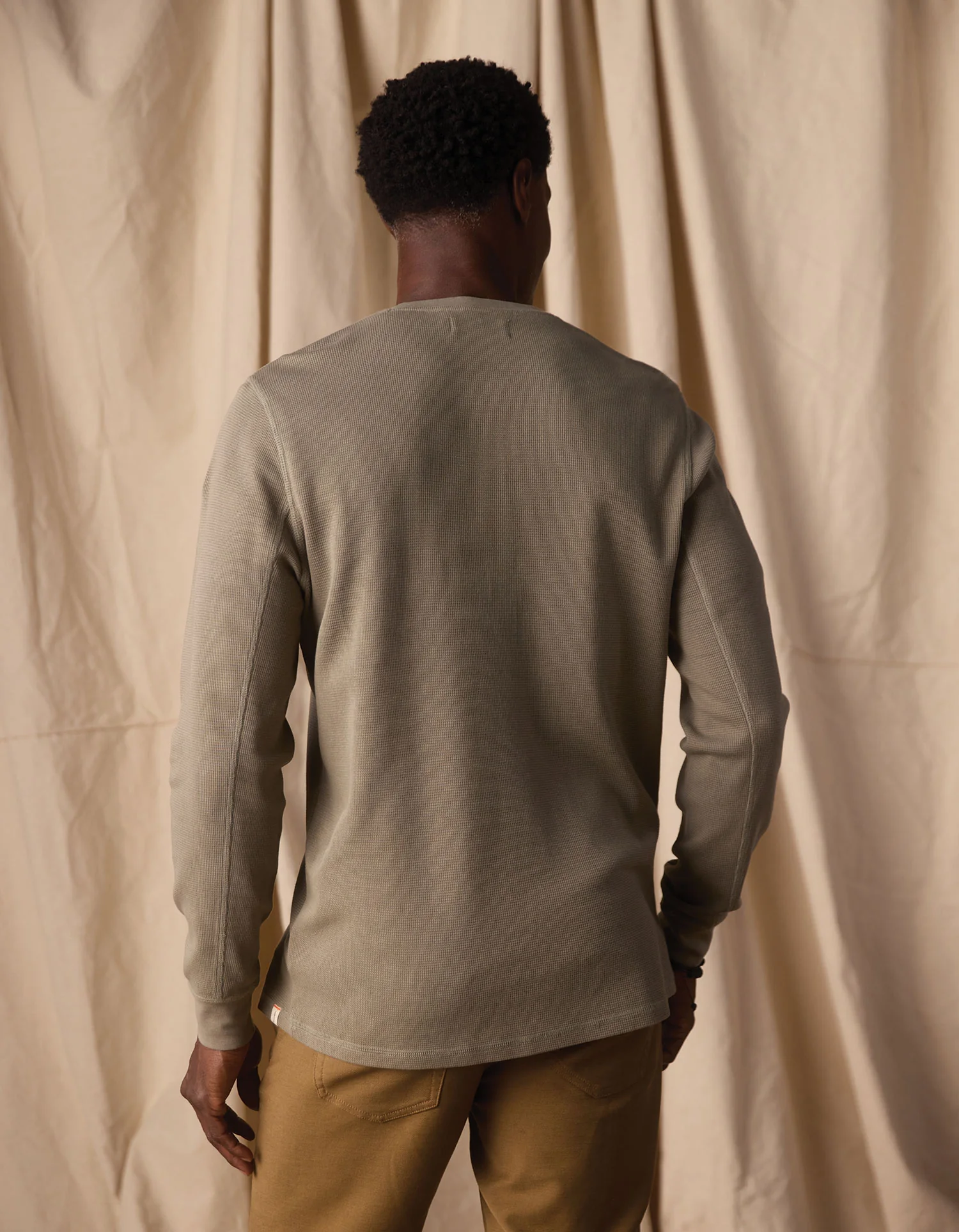 Vintage Thermal Mountain Henley in Moss - Image 5